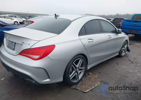 2014 Mercedes-Benz Cla 45 Amg 4Matic z USA, uszkodzony, nr VIN WDDSJ5CB7EN085399